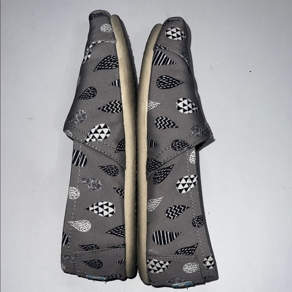Toms Black and White Patterned Gray Slip-Ons - Picture 6 of 10